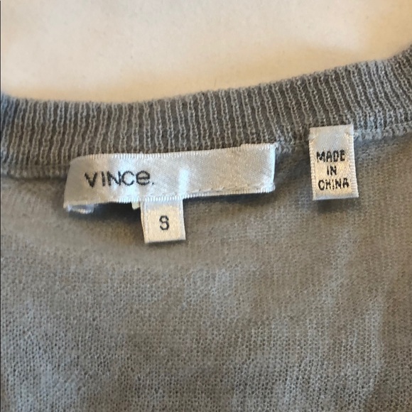 Vince 100% cashmere sweater - Picture 2 of 6